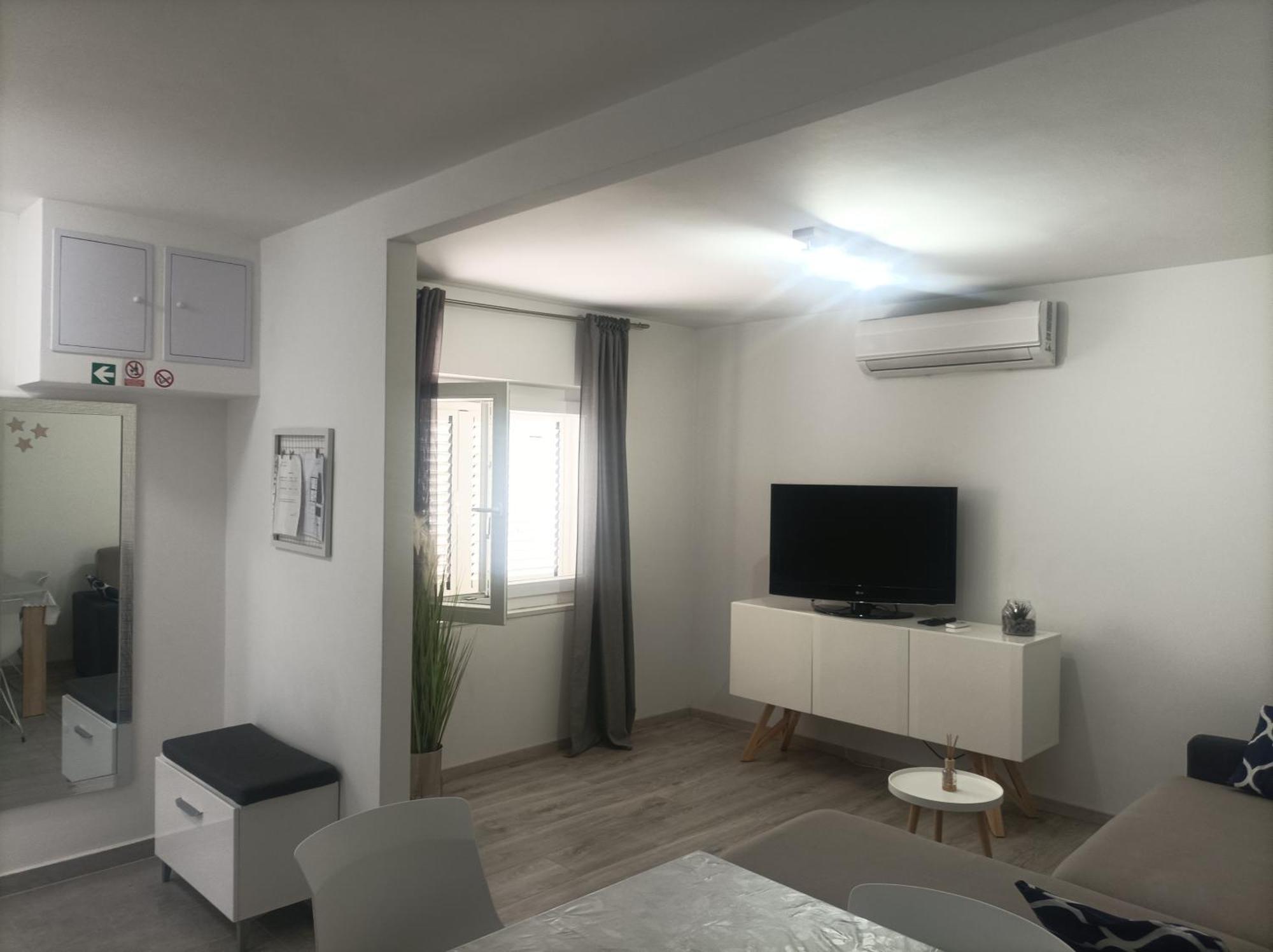 M&K Apartman สปลิท ภายนอก รูปภาพ