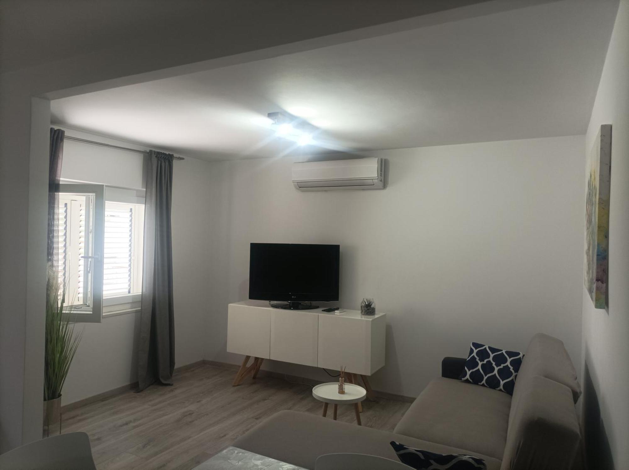 M&K Apartman สปลิท ภายนอก รูปภาพ